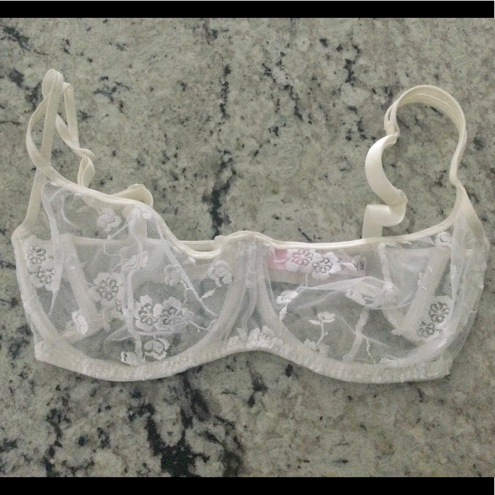 Victoria Secret immaculate condition bra